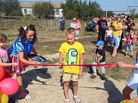 В Малом Щербедино открыли игровой комплекс для детей