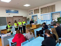 В Романовском районе прошло занятие Госавтоинспекции со школьниками
