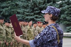 В Управлении Росгвардии по Саратовской области состоялась церемония приведения к присяге молодых сотрудников