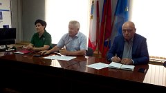 На совещании обсудили вопросы образования и благоустройства