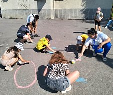 В Романовке проведена детская игра «Я рисую на асфальте»