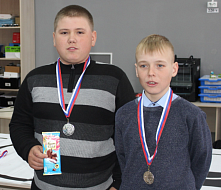 В «Точке роста» в с. Усть-Щербедино прошли соревнования по робототехнике