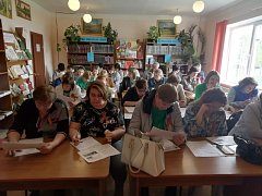 Школьники написали Диктант Победы