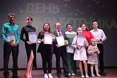 Культработники принимали поздравления