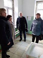 Глава района проинспектировал ремонт в детском саду