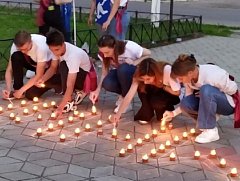 Всероссийская акция «Свеча памяти» была поддержана школьниками Романовки 22 июня