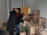 Жители Романовки шьют валики для раненых бойцов