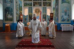 Вручены благодарственные письма за возрождение храма