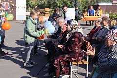 Праздник тепла и благодарности прошел в КЦСОН