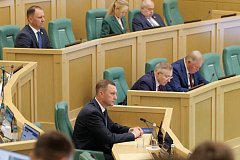 Губернатор в Совете Федерации отметил роль и поддержку Володина в развитии региона