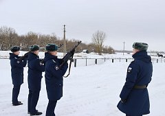 Жители села Усть-Щербедино простились с бойцом СВО