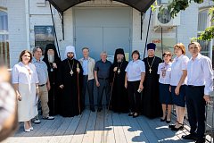 На здании вокзала открыта мемориальная доска