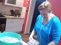 Женщины Романовки оказывают помощь бойцам СВО