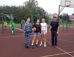 Акция «Зарядка со стражем порядка»