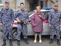В Саратовской области сотрудники Росгвардии помогли вернуться домой потерявшейся пенсионерке