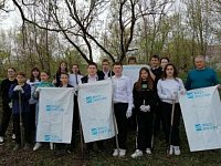 Волонтеры очистили берег реки Карай