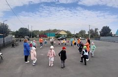 Веселые аниматоры подарили "Оранжевое настроение" ребятам из детского сада "Сказка"