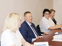 Панков обсудил с работниками почтовых отделений закон о поддержке «Почты России»