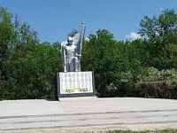 В селе Бобылевка проведен ремонт памятника