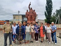 В Романовке прошла встреча выпускников 1971 года
