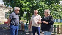 Панков побывал в селе Большой Карай, где жители предлагают обустроить летний лагерь