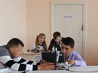 Третьего не дано!