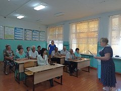 М-Щербединская школа встречала своих выпускников