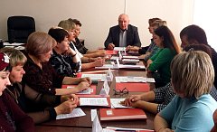 Вновь избранные депутаты приступили к работе