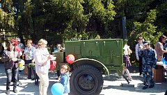 «Течет река Бессмертного полка…»