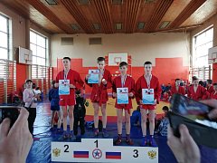 Романовские самбисты приняли участие в региональных соревнованиях