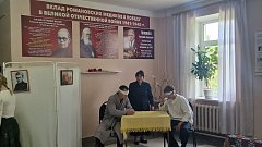 Театр «Линия» показал медикам спектакль о Святителе Луке