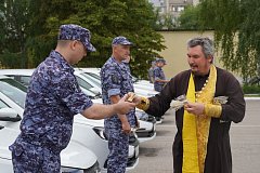 В Управлении Росгвардии по Саратовской области состоялась церемония приведения к присяге молодых сотрудников