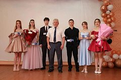 Гордость Романовского района - медалисты школ