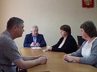 Глава района провел прием граждан