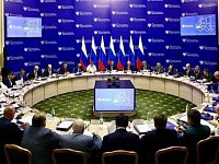 На заседании Совета округа обсудили меры социальной поддержки участников СВО