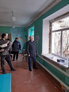 Глава района проинспектировал ремонт в детском саду
