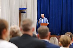 Главный человек в школе – учитель, в детском саду – воспитатель