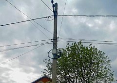 Энергетики филиала «Саратовские распределительные сети» выявили более 8 тыс. незаконных линий связи на опорах ЛЭП