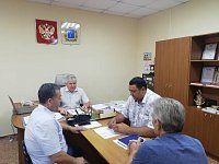 Глава района провел встречи по социальным вопросам