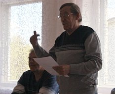 Третьего не дано!