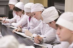 Для обучения студентов-медиков выделят дополнительные места