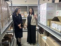 Главы регионального минздрава и Росздравнадзора не нашли залежавшихся лекарств на аптечном складе