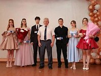 Гордость Романовского района - медалисты школ