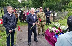 Жители Романовского района простились с бойцом СВО