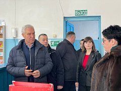 Председатель Саратовской облдумы А.В. Антонов побывал в Усть-Щербедино