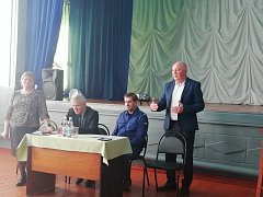 В Мордовокарайском МО провели встречи с жителями