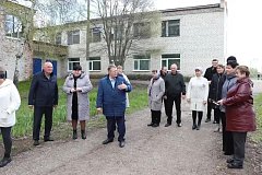Панков: В Романовском районе завершилось благоустройство территорий школ и детсадов