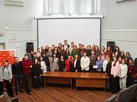 Саратовские журналисты рассказали студентам о работе на передовой