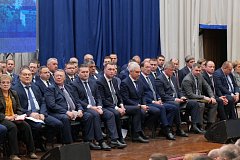 Приоритет власти – работать и жить ради людей