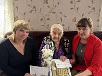 В селе Подгорное поздравили труженицу тыла